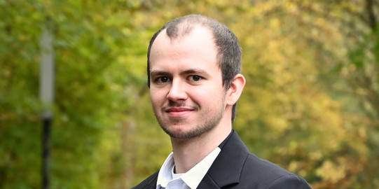 Lars Hempel Lars Hempel